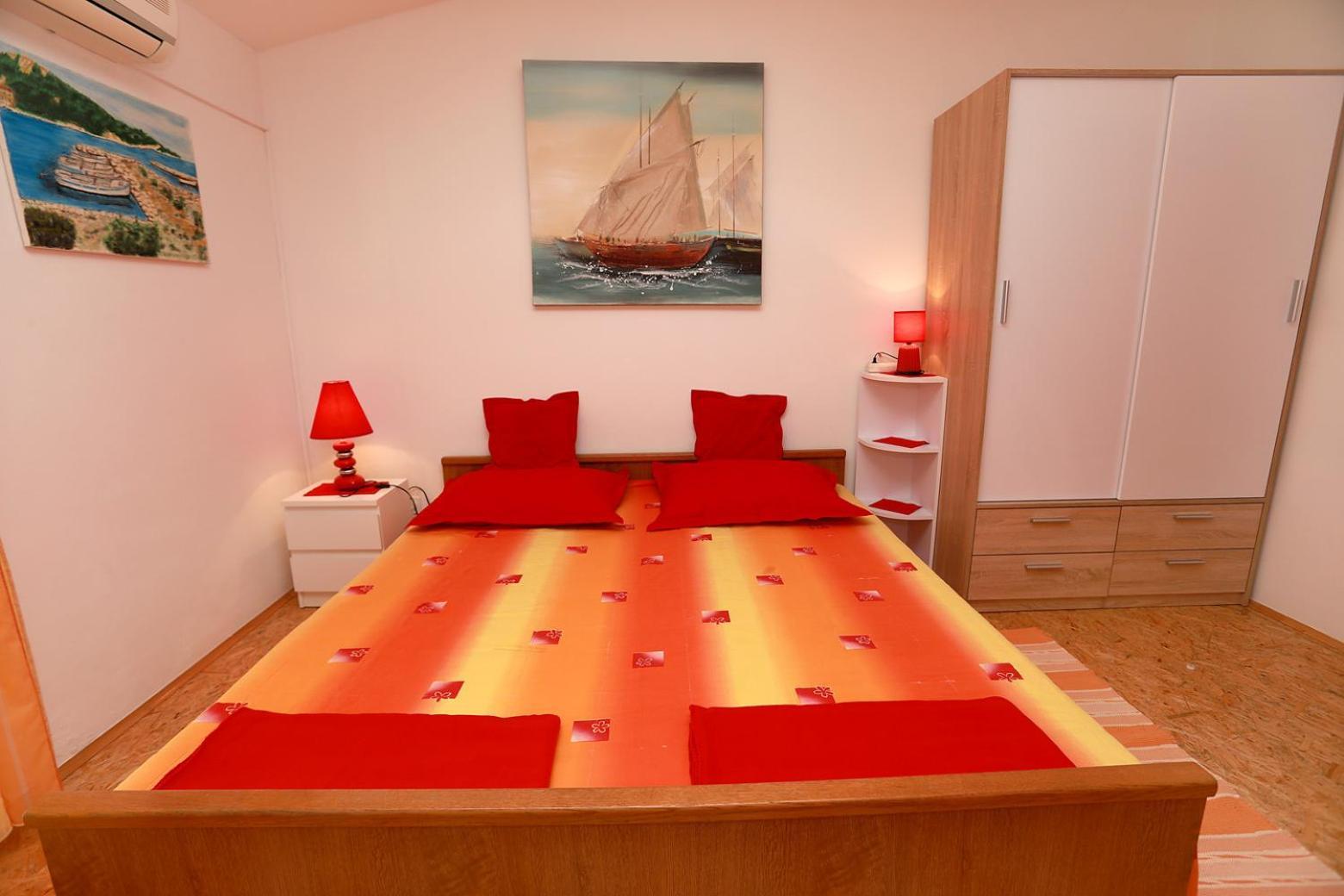 Apartments Irena Trogir Exterior photo